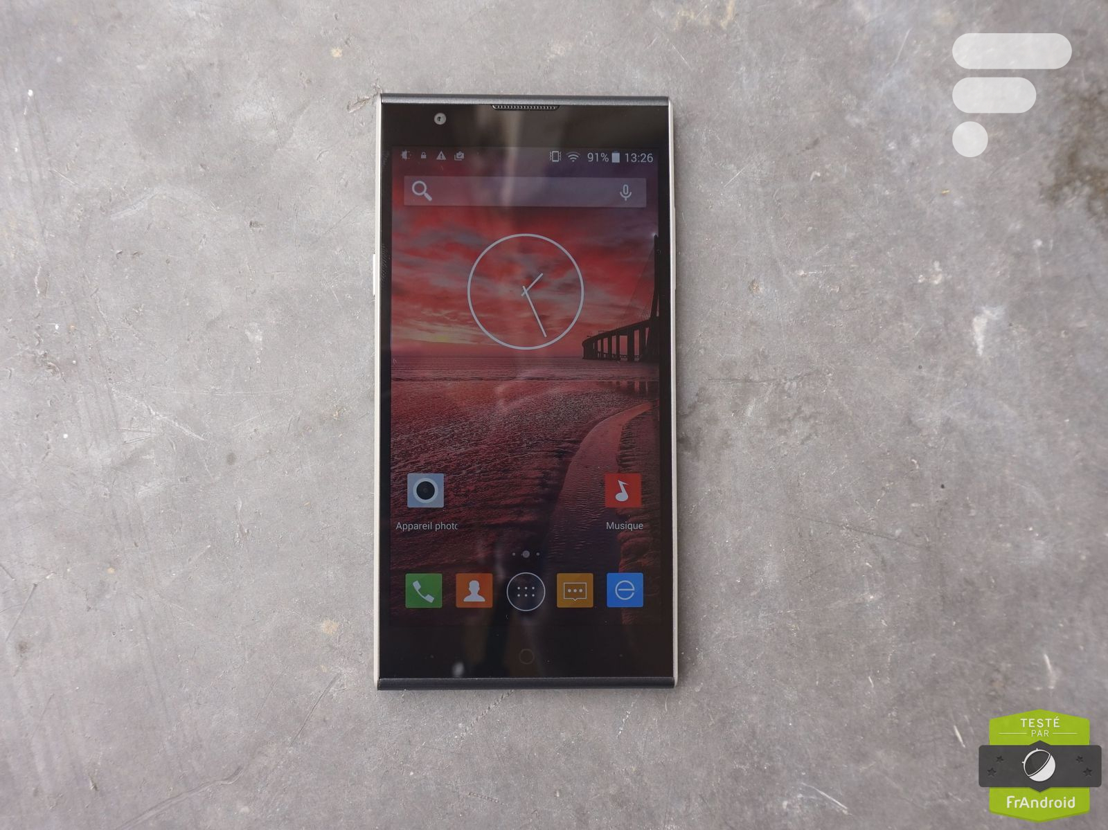 Zopo ZP920 design 17