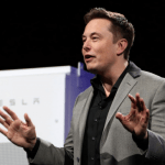 Elon Musk : un dragon cyborg en préparation ? Le milliardaire fou en serait capable