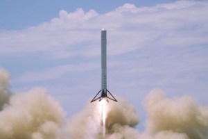 SpaceX : Elon Musk prévoit de tester Internet par satellite dès l’année prochaine
