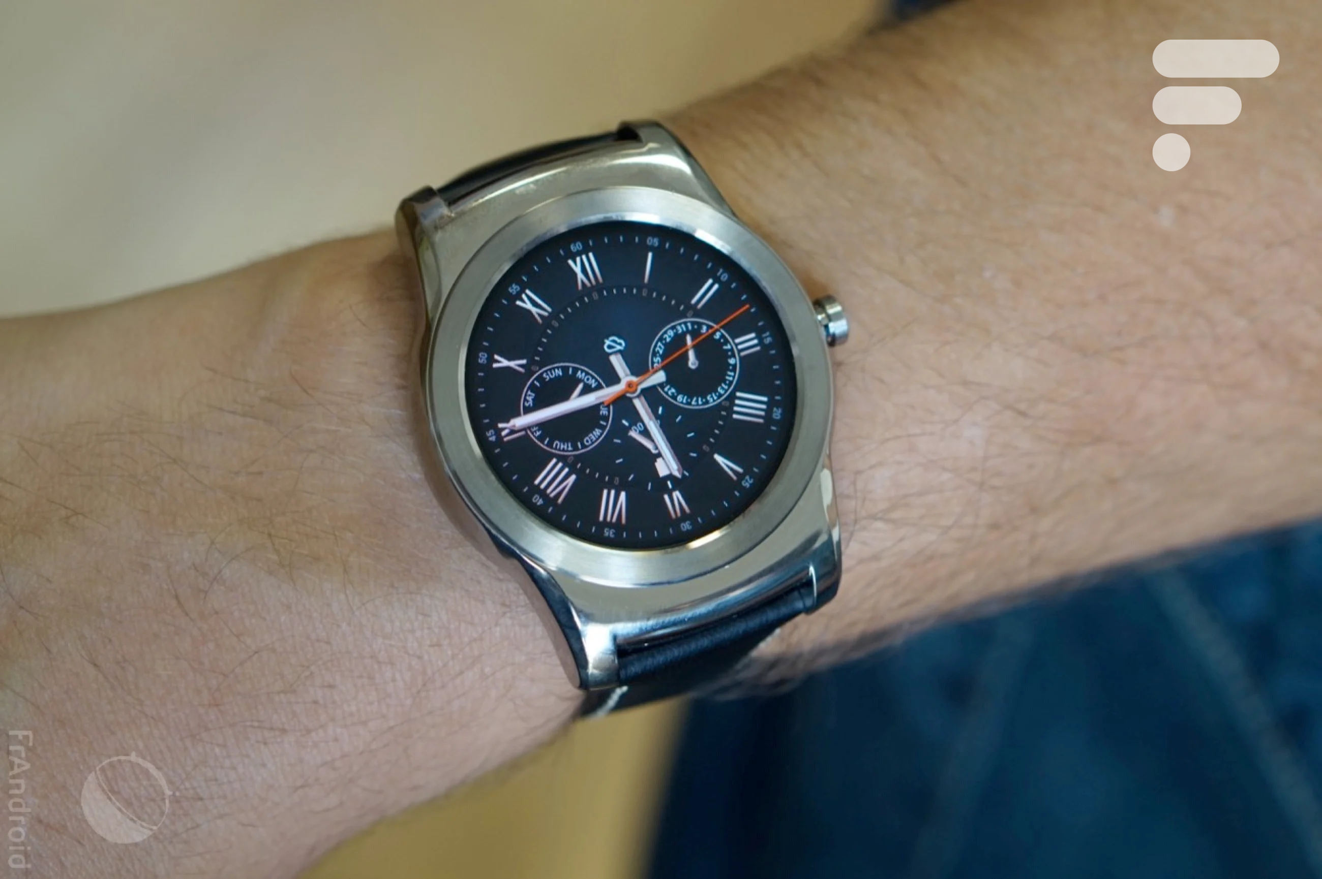 c_lg-watch-urbane-DSC09126