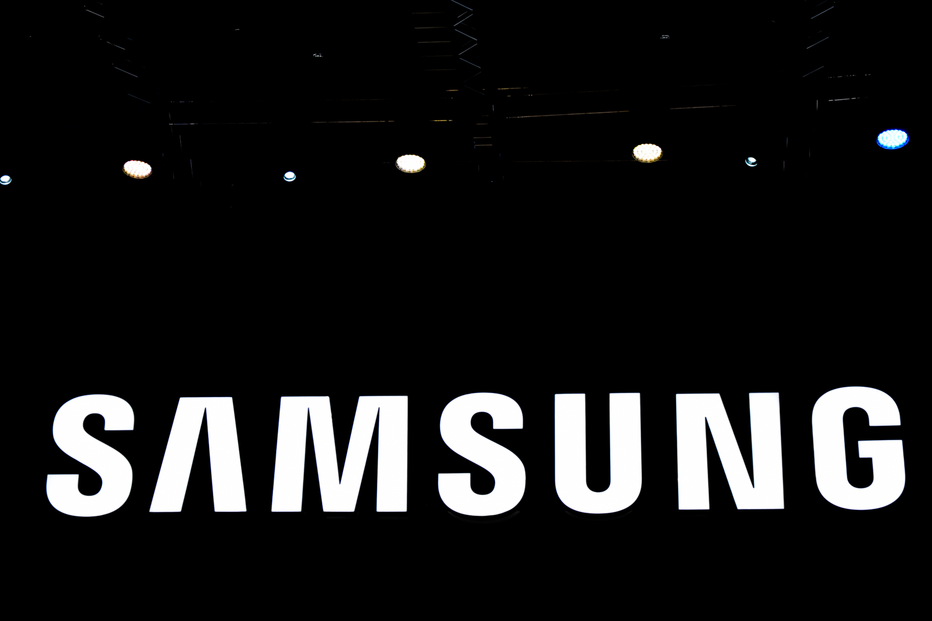 logo Samsung noir