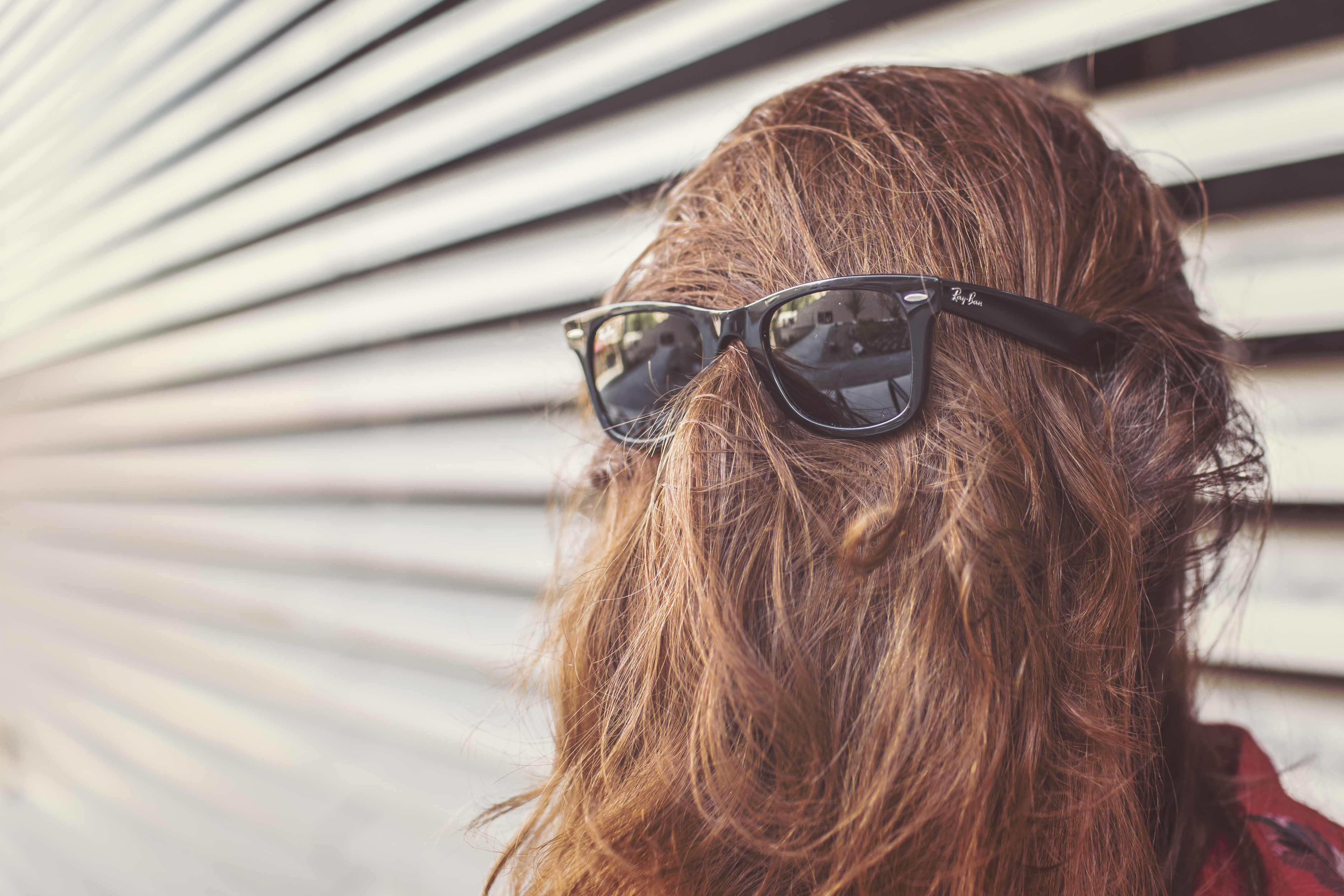 sunglasses-woman-girl-faceless