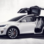 Tesla Model X : un SUV électrique, futuriste et presque autonome