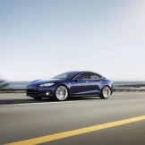 Autopilot : la conduite autonome arrive sur les Tesla Model S et X