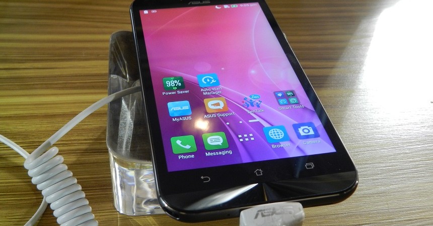 Asus_Zenfone_Zoom_digitalconqurer.com_-860x450_c