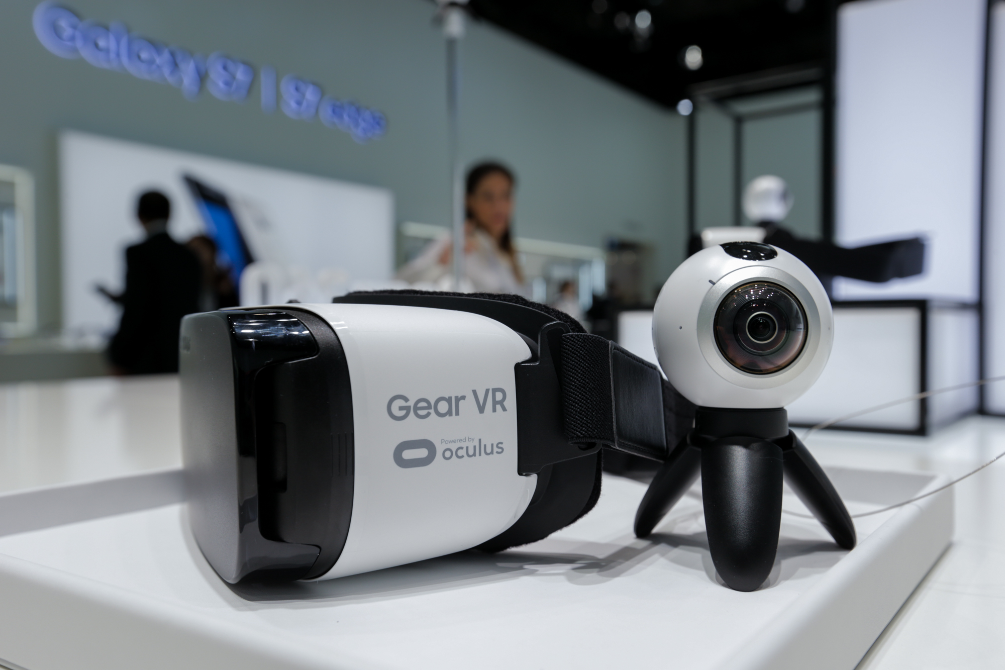 Gear 360 Gear VR