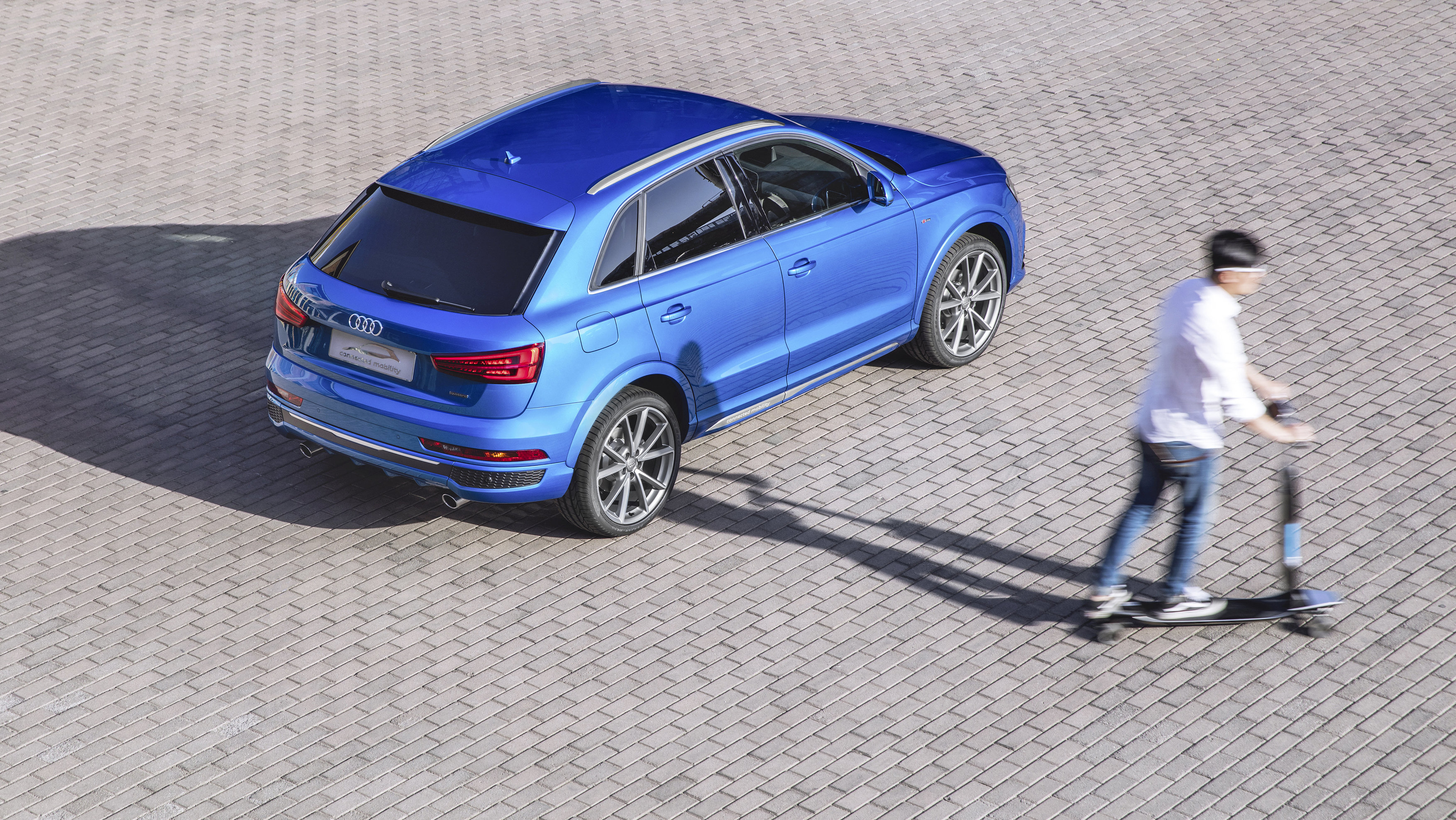 Audi Q3 longboard