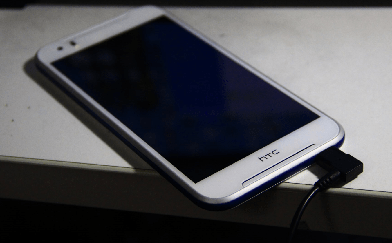 HTC-Desire-830