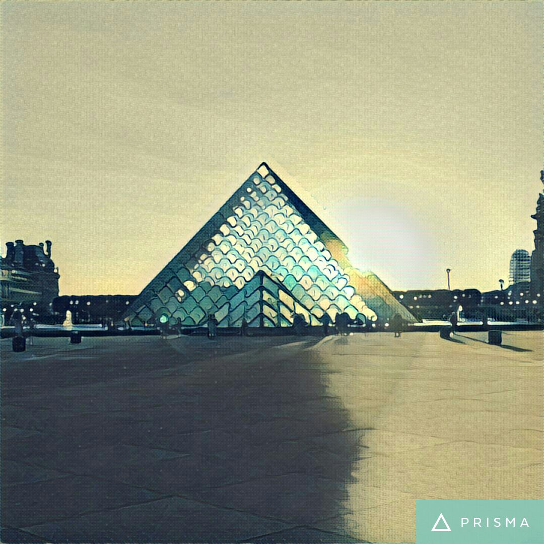 louvre-prisma