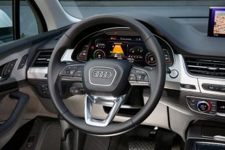 Audi Q7 e-tron : nous avons testé la conduite semi-autonome de cette voiture hybride