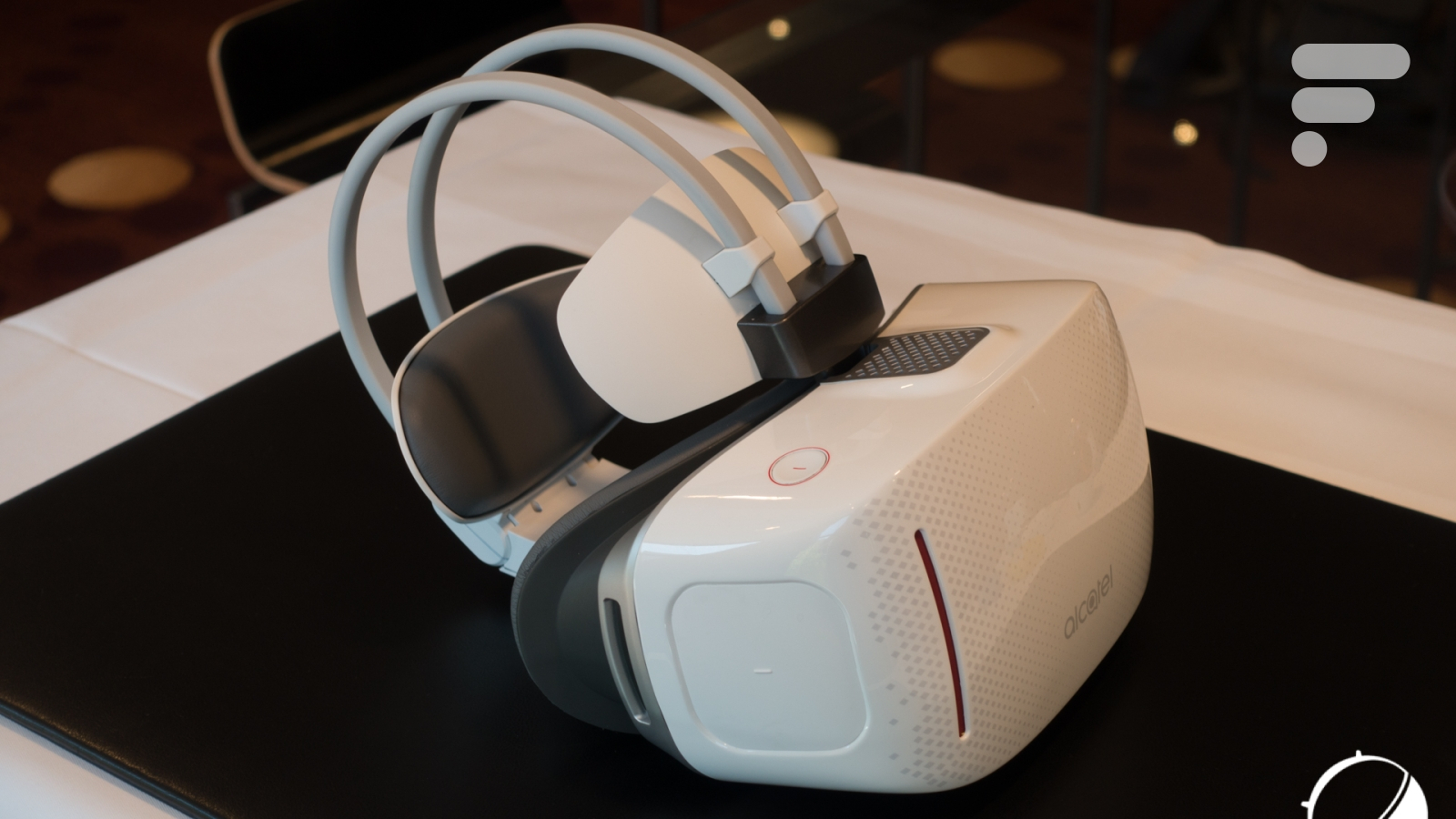 VR casque, version améliorée Réalité Virtuelle pour Casque VR 3D Films Jeux vidéo, compatibles VR casque, version améliorée Réalité Virtuelle pour Casque VR 3D Films Jeux vidéo, compatibles
