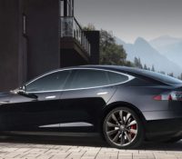 Tesla Model S montagne