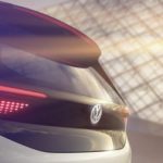Volkswagen tease un concept car 100% électrique pour marquer l’histoire