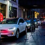 Ouragan Irma : Tesla débloque à distance le potentiel complet de ses voitures