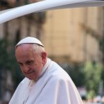 Selon le Pape, les smartphones causent une perte de dialogue