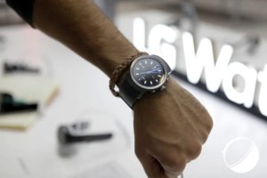 Prise main de la LG Watch Sport : l’efficacité avant tout