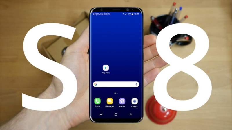 Samsung met à jour deux smartphones vieux de 9 ans avec un correctif bien mystérieux