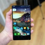 Xiaomi Mi Mix 2 : le fabricant évoque un design similaire au Samsung Galaxy S8