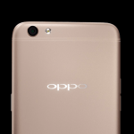 La marque Oppo brille au dos d'un R9s