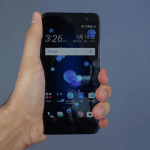 Prise en main vidéo du HTC U11 : ça « squeeze » !
