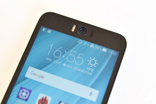 Asus-Zenfone-2-Selfie-7-sur-12