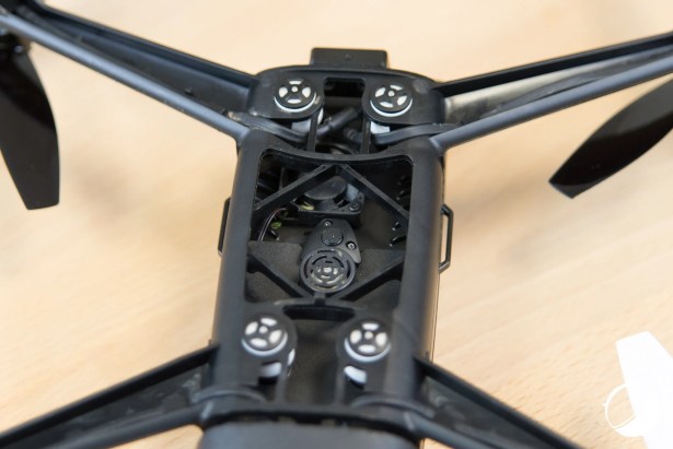 Parrot-Bebop-2-5-sur-5