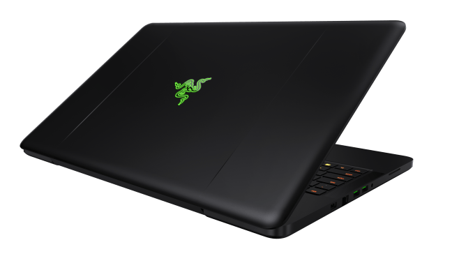 RZR_Blade17_BackL-50-open