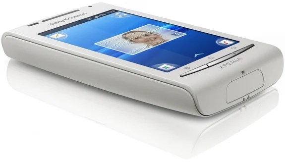 Sony-Ericsson-Xperia-X8-side