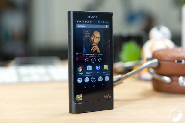 Sony-NW-ZX2-13-sur-19