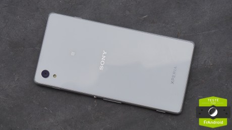 Sony-Xperia-M4-Aqua-7