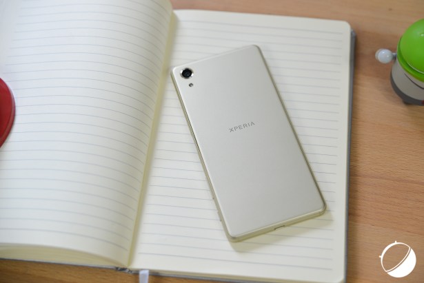 Sony-Xperia-X-Performance-9-sur-15