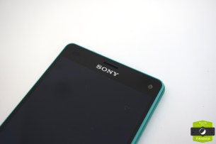 Sony-Xperia-Z3-Compact-vert-deau-13