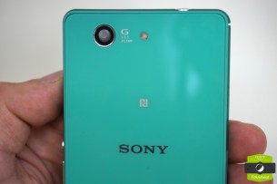 Sony-Xperia-Z3-Compact-vert-deau-23