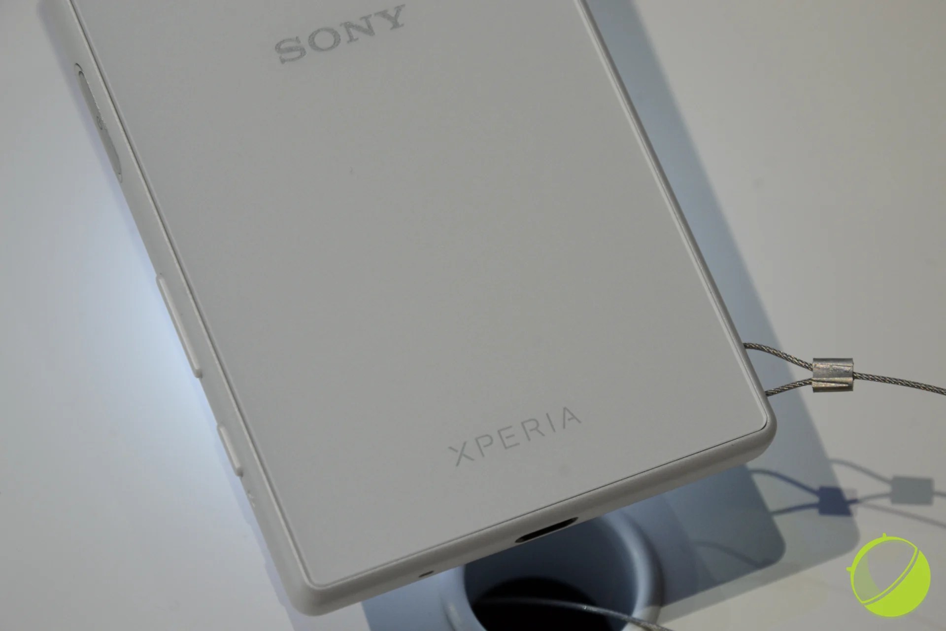 Sony-Xperia-Z5-Compact-9-sur-13