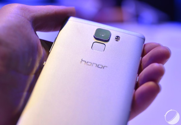 c_Honor-7-FrAndroid-DSC_8705