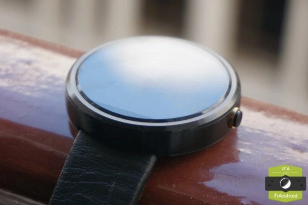 c_Motorola-Moto-360-FrAndroidDSC05146