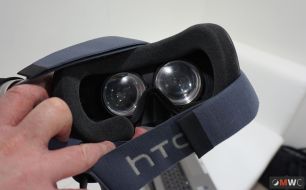 htc-vive-3