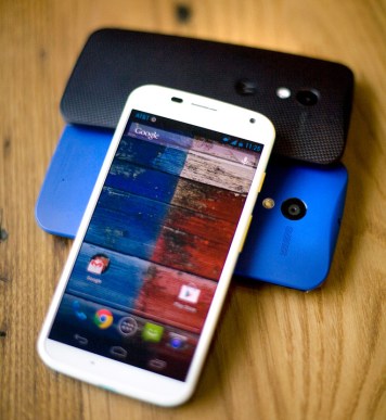 motorola-moto-x-frandroid-frandroid-moto-front-back