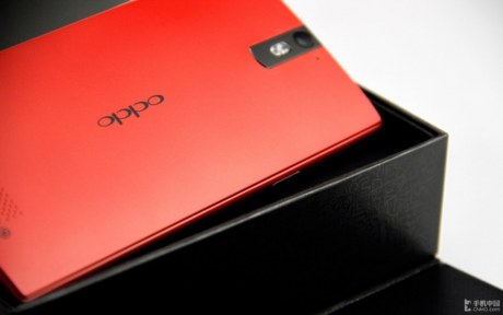 oppo-find-5-red-23_1024x640