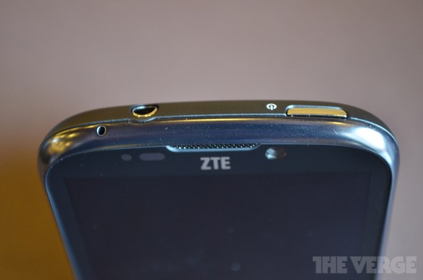 ztegrandx3_1020_gallery_post