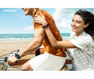 combo_lifestyle_couple_bike_2p_rgb