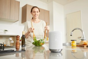 lf_s50g_google_assistant_w