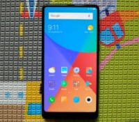 hugo-barra-xiaomi-mi-mix-2-photo-unboxing-8