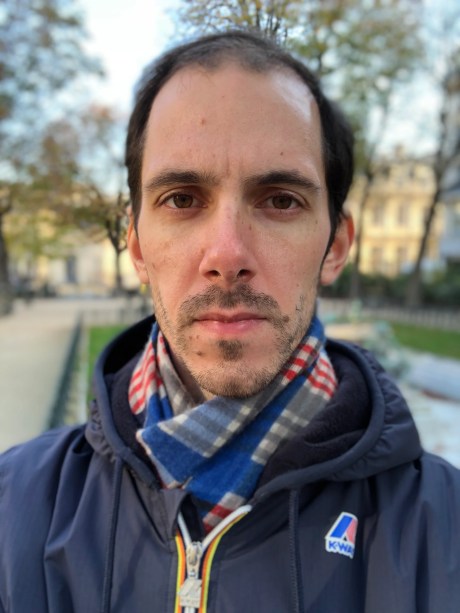 11-apple-iphone-x