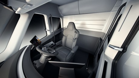 tesla_semi_interior_overview