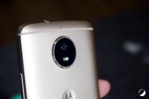 Motorola Moto G6 : une drôle de vision du borderless