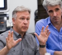 Phil Schiller et Craig Federighi, deux hommes forts du Apple de Tim Cook