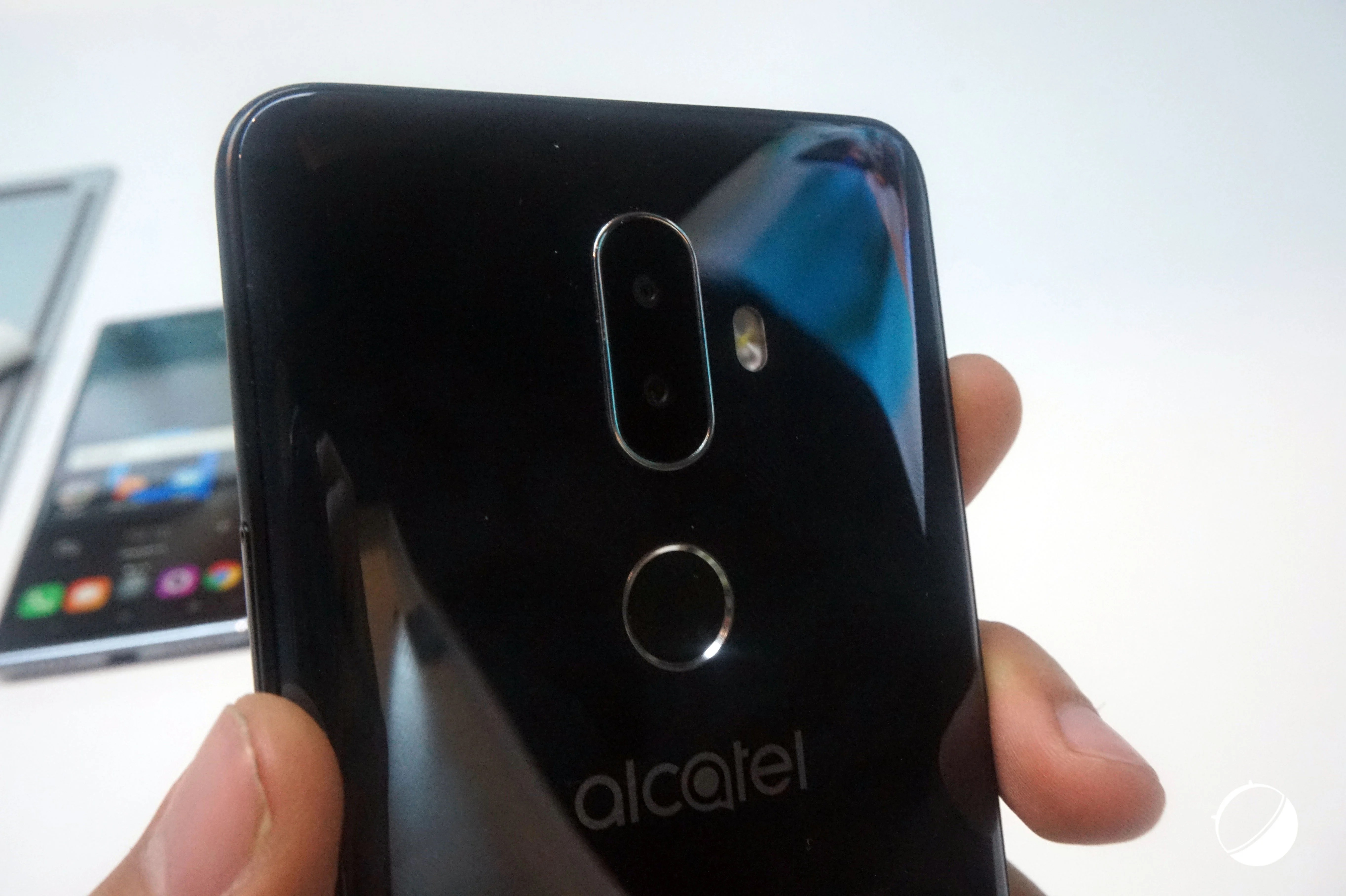 alcatel-10