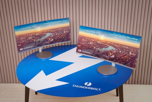 cj791_thunderbolt-3-qled-curved-monitor-4