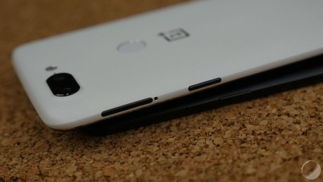 oneplus-5t-sandstone-white-7